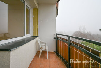 Pronájem bytu 2+1, Šrámkova, Lesná, 17000 Kč/měs, 60 m2 - 12