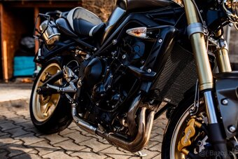 Triumph Street Triple 675 R - 12