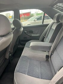 Peugeot 406 2,0HDi - 12