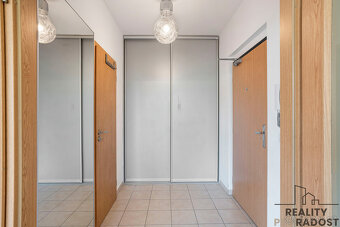 Prodej bytu 2+kk/T, 73 m², OV , Praha 6 - Vokovice - 12