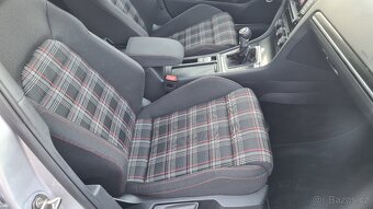 VOLKSWAGEN GOLF 7 GTI - 2,0TSi 162kW - Manuál - 12