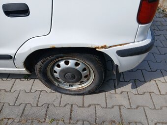 Škoda Felicia - 12