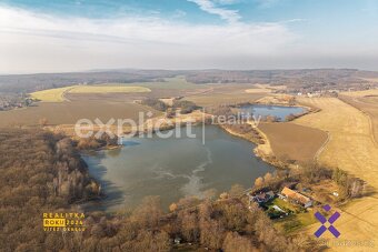 Prodej pozemků 5615 m2 - Ujkovice, ev.č. 02112 - 12
