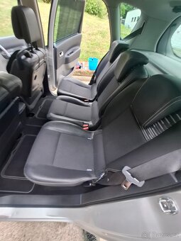 Renault Scenic 2 1.6/16V r.v2009 - 12