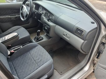 Škoda Octavia Combi 1.8T 110Kw - 12