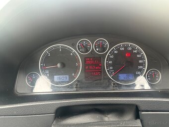 Volkswagen Multivan Highline 128kW - 12
