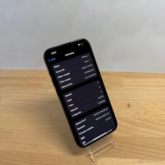 iPhone 15 Pro 128GB, černý, eSIM (12 měsíců záruka) - 12