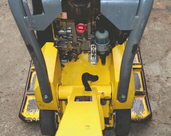 Vibrační deska Wacker Neuson DPU 2560 H-TS ve velmi dobrém s - 12