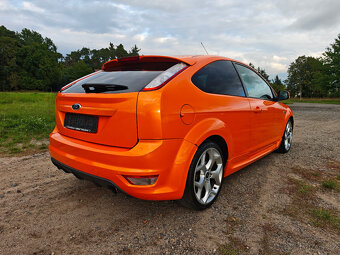 Ford Focus ST MK2 facelift,2.5T 166KW,3dvéř,Elektric orange - 12