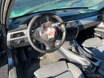 Komplet na náhradní díly-BMW E90 320D 120kW - 12