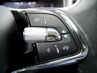 Škoda Karoq, 1.5 TSI 110kW DSG Style Plus - 12