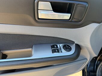 Ford Focus 1.8i - 12