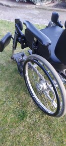PRODÁM ROBUSTNÍ INVALIDNÍ VOZÍK - 12
