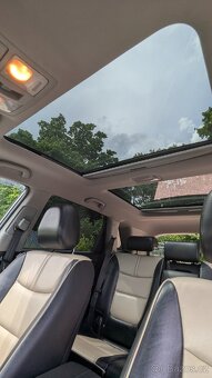 Kia Sorento II plná výbava - 12