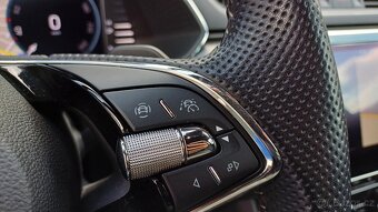 Superb combi Sporline 2.0TDI 147kW 4x4 DSG Weba-1.maj-DPH-ČR - 12