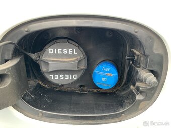 Kia Cee´d SW CD 1,6 CRDi 2020 Automat 1.majitel - 12