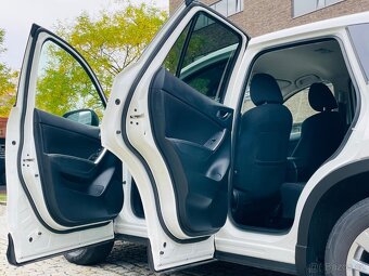 Mazda CX-5 2.0i BENZIN MANUÁL FACELIFT SERVISKA TAŽNÉ - 12