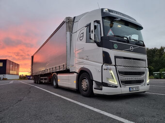 Řidič kamionu pro J&M Transped - 12