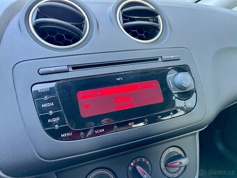 Seat Ibiza 1.4i 16V 63kW Style TEMPOMAT El. okna KLIMA 2010 - 12