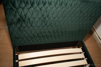 Postel 90x200 cm AZURRO VELVET zelena (bez matrace) - 12