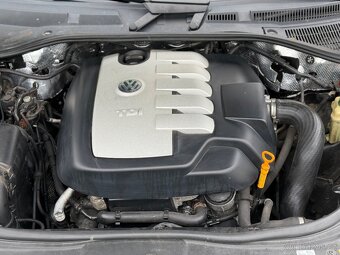 VW Touareg 2.5TDi - 12