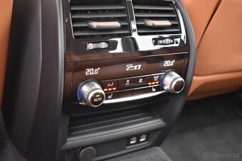 BMW 530i xDrive 2xPNEU DPH ČR 1.MAJITEL - 12