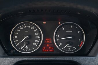 BMW E70 X5 40d LCI - 12