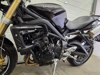 Triumph Street Triple 675 - 12