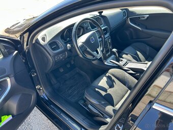 Volvo V40 D3, nafta 2,0, 110 kW r.v. 2016, manuál - 12