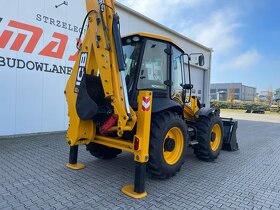 JCb 4CX - 12