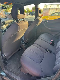 Mercedes A160 - 12