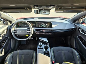Kia EV6 GT odpočet DPH 28000km - 12