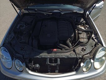Mercedes W211 270CDI 130Kw - 12