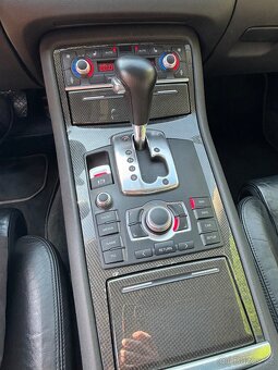A8 4.2 V8 mpi 246kw servisovano - 12