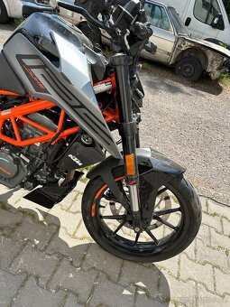 Ktm 125 duke - 12