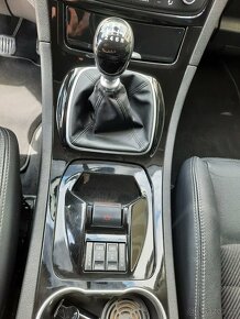 Ford S-max 2.2 TDCi 147 kw - 12