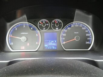 Hyundai i30 1.6 CRDi Combi, 2010, 66 kW, 172 378 km - 12