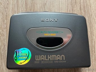SONY WALKMAN - 12