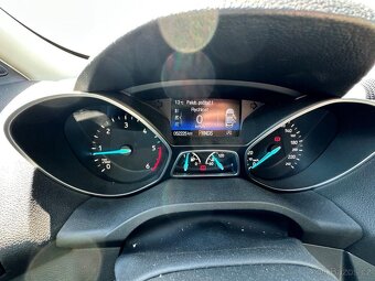 Ford Kuga Titanium 2.0 TDCi 110kW 4x4 Aut., najeto 52 tis km - 12