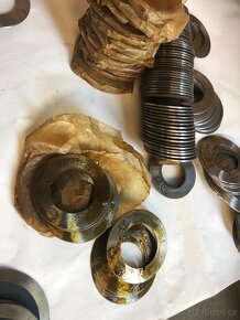 Řezačky 3 x folii , papiru , textilie, izolep v rolích - 12