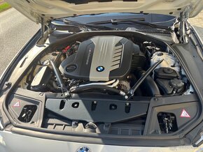 BMW M550d. 156 000km TOP STAV - 12