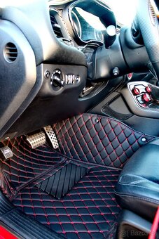 Dodge Challenger 5,7l V8 Hemi - 12