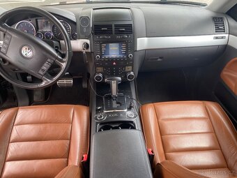 Volkswagen Touareg 3.6i Rok 2007 najeto 245.000km top stav - 12