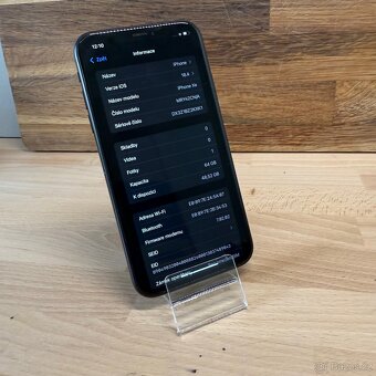 iPhone XR 64GB, černý (12 měsíců záruka) - 12