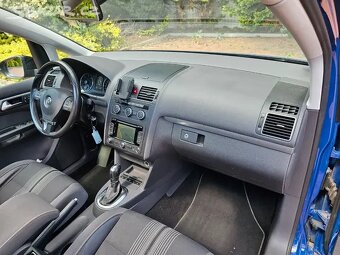 VW Touran 2.0 TDI 103kW,DSG,7.Míst,2014,Tažné,Navi,Panorama. - 12