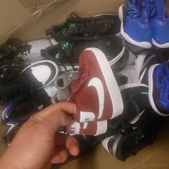 Vyprodej.Detske boty Nike original - 12