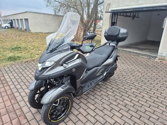 Yamaha Tricity 300 - 12