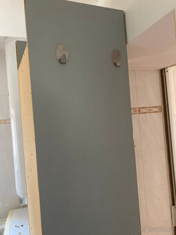 Skříňka koupelnová se zásuvkami za 500 kč - 12