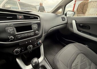 Kia Cee´d 1,4 +LPG 1.MAJITEL ČR, DPH lpg + benzín manuál - 12