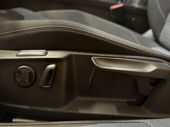 Volkswagen Passat 2020 2.0TDI 110kw 135TKM MATRIX - 12